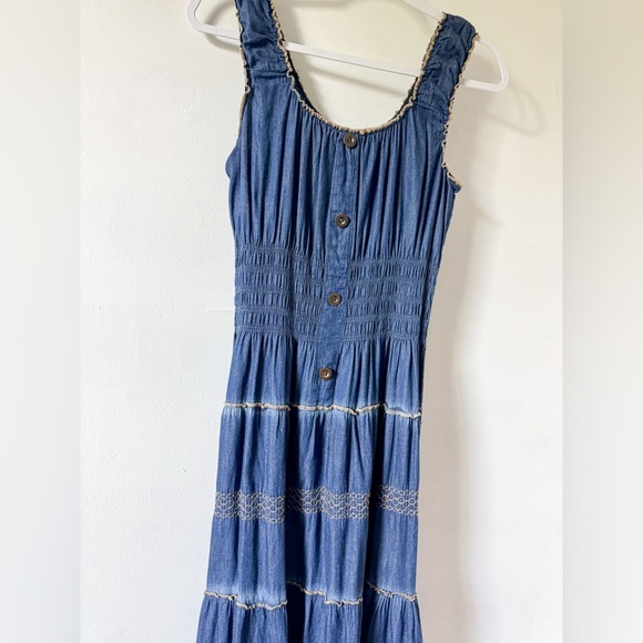 Lapis Maxi Dress - Picture 3 of 6